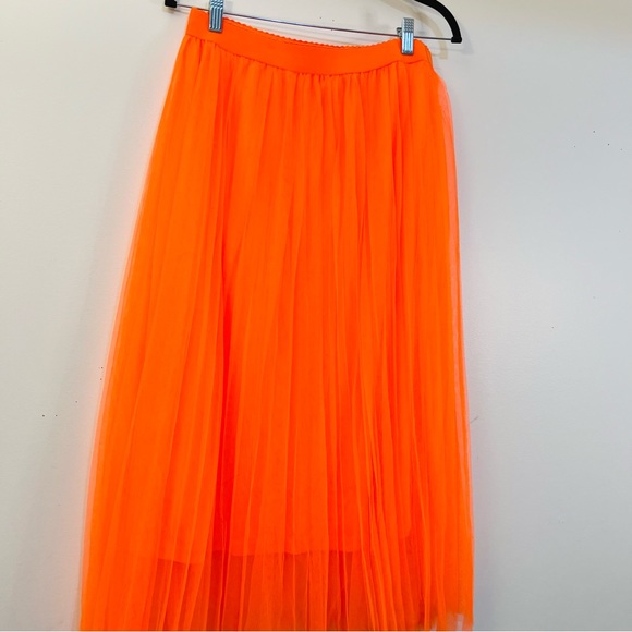 🌶️  SHEIN Neon Orange Tulle Skirt -perfect for your Eras Tour Outfit! - Picture 3 of 14